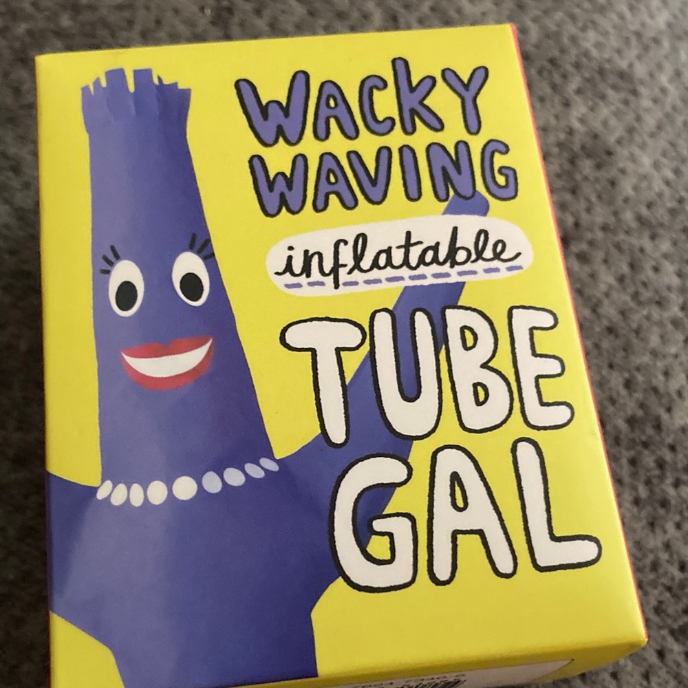 Wacky Waving Inflatable Tube Gal
